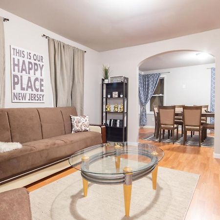 אטלנטיק סיטי Cheerful 3-Bedroom Home Up To 9 Guest מראה חיצוני תמונה