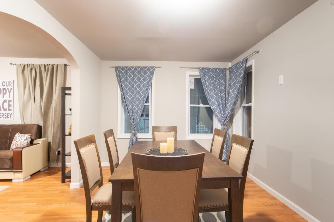 אטלנטיק סיטי Cheerful 3-Bedroom Home Up To 9 Guest מראה חיצוני תמונה