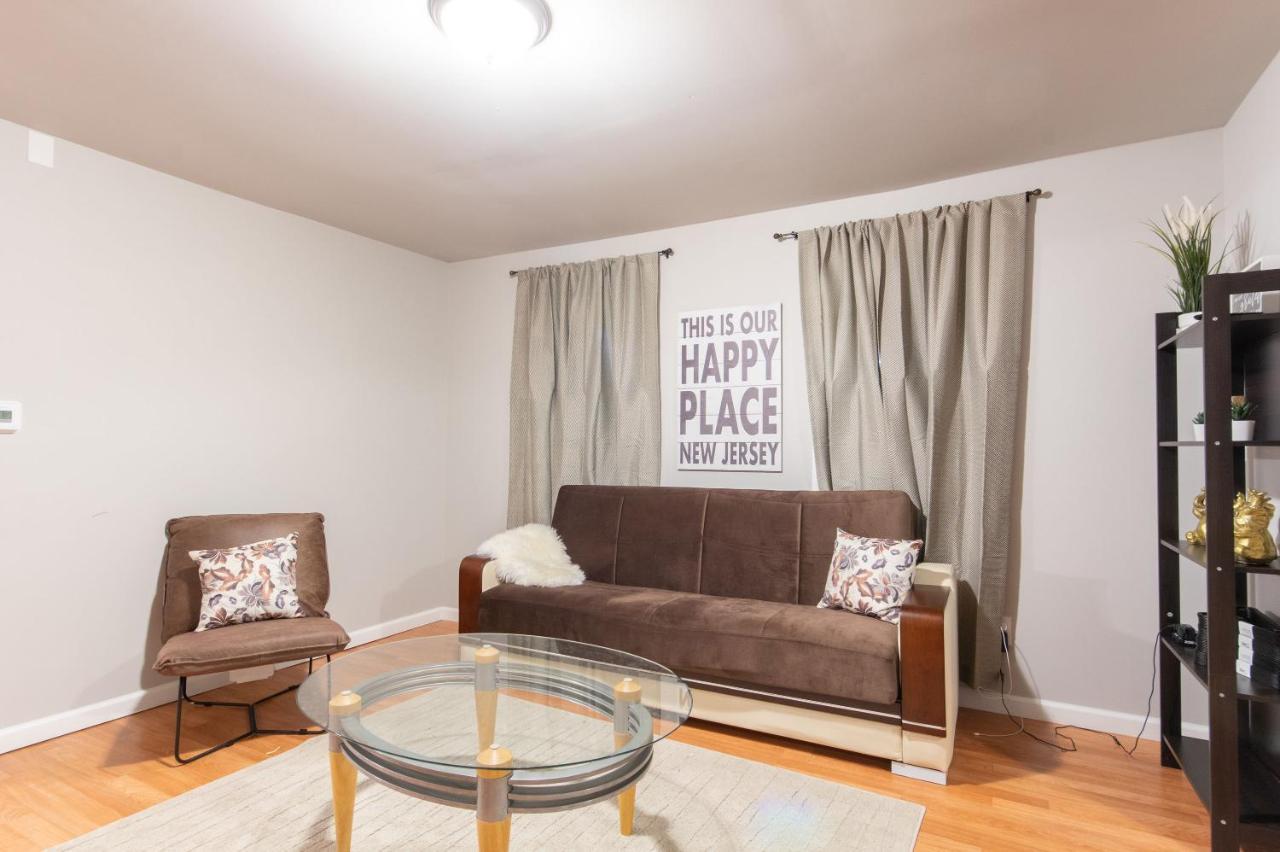 אטלנטיק סיטי Cheerful 3-Bedroom Home Up To 9 Guest מראה חיצוני תמונה